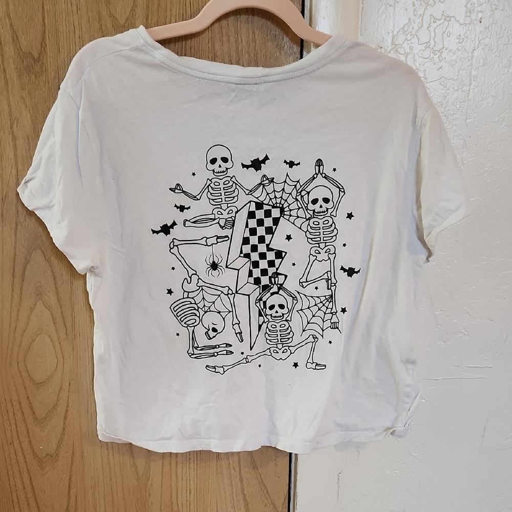 Wild Fable White Graphic Crop Tee